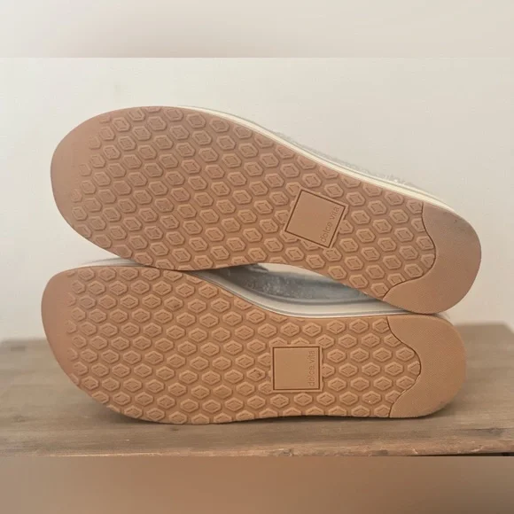 Dolce Vita Silver Platform Shoes - Picture 5 of 6